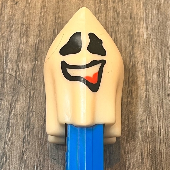 Vintage PEZ Candy Dispenser Naughty Nell Ghost - Picture 6 of 6